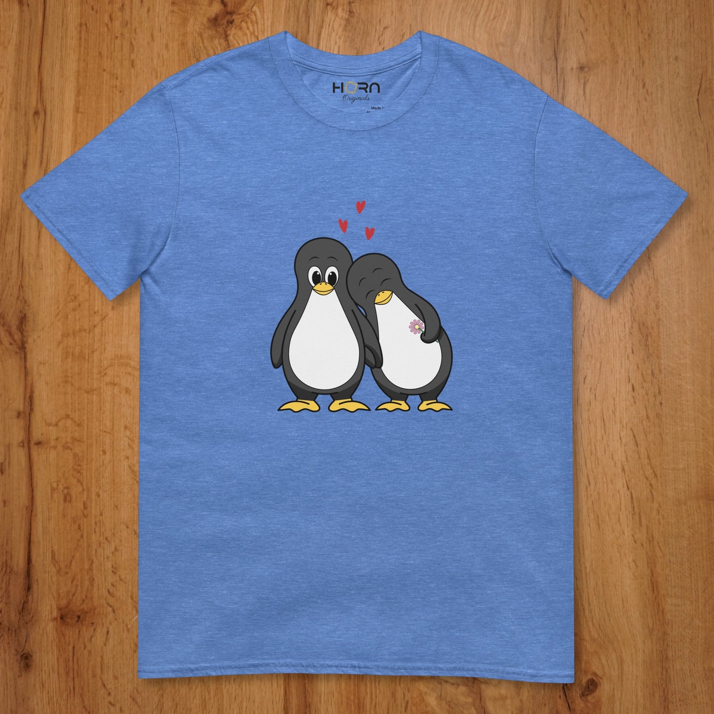 T-Shirt • Penguin Love