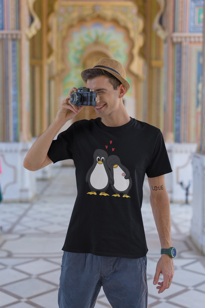 T-Shirt • Penguin Love